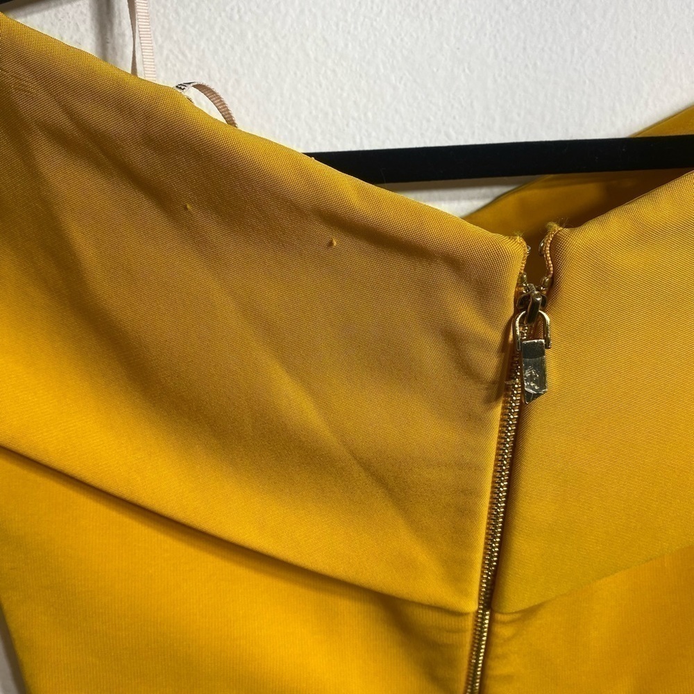CUSHNIE ET OCHS Issa Yellow Off-The-Shoulder Cross Panel Crop Top SzM /US6 - Picture 14 of 16